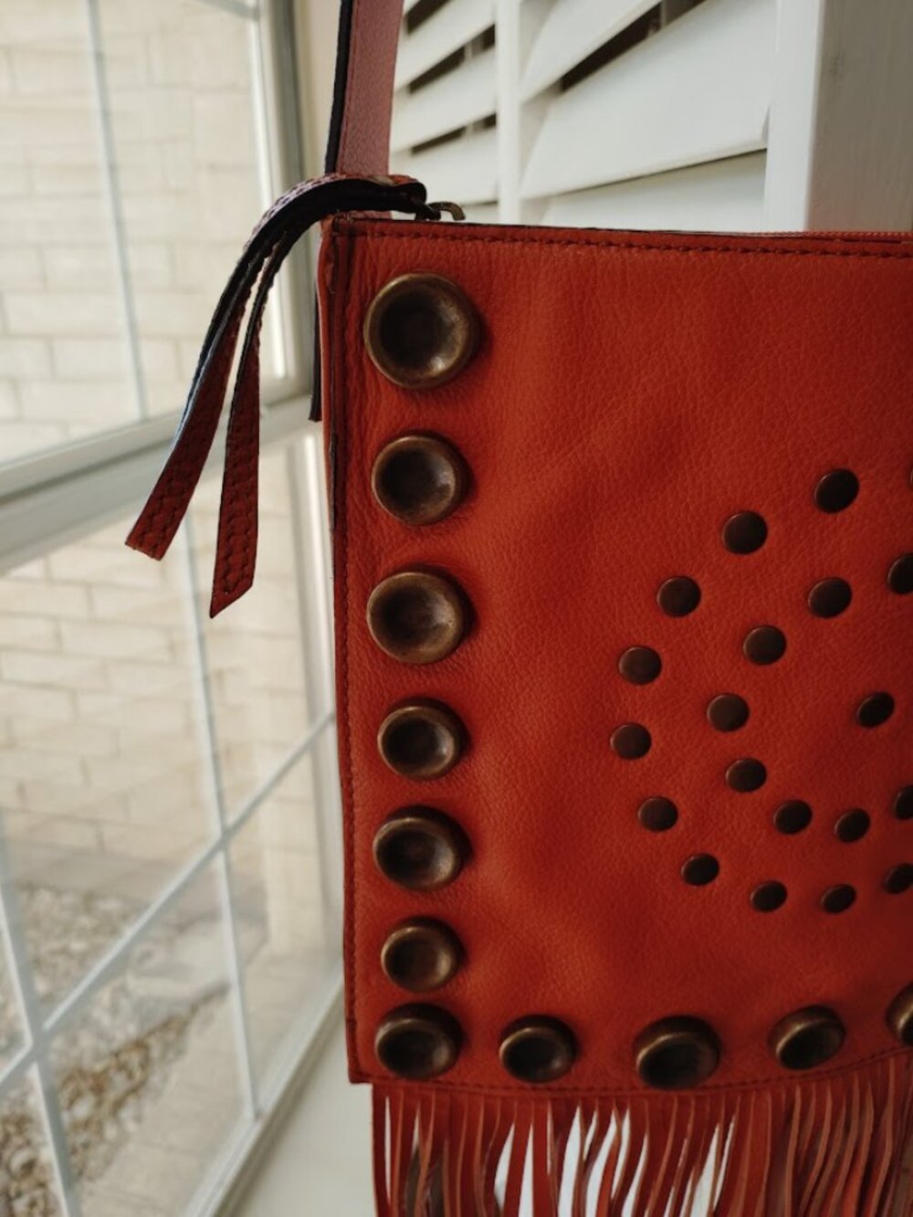 HYPE Orange Leather Studded Fringe Bag (NWT) - Picture 3 of 11